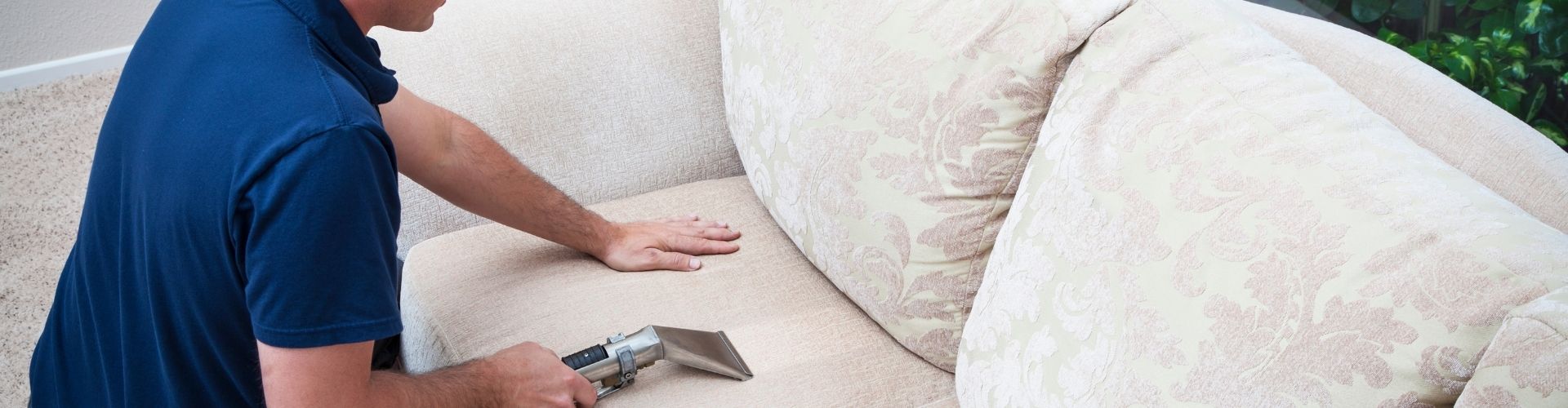 How to maintain velvet sofas