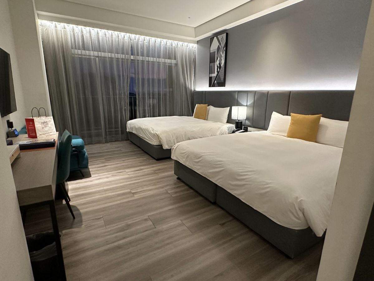 Upholstered beds online