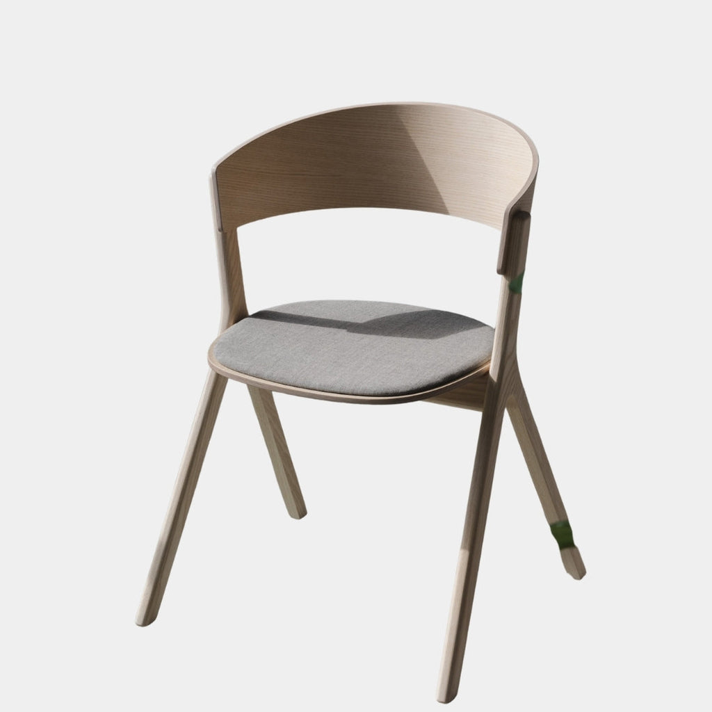 Minimalist Lightwood Curved Dining Chair