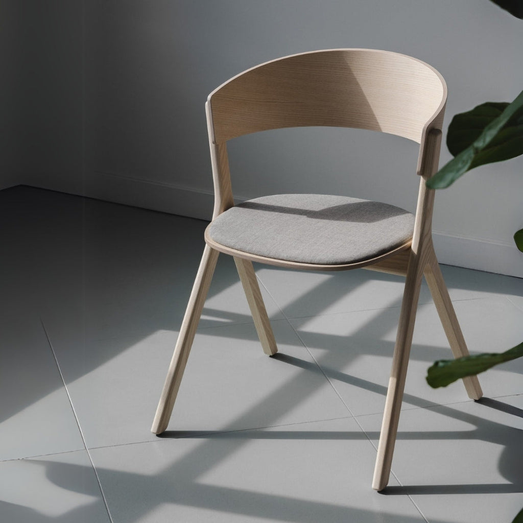 Minimalist Lightwood Curved Dining Chair