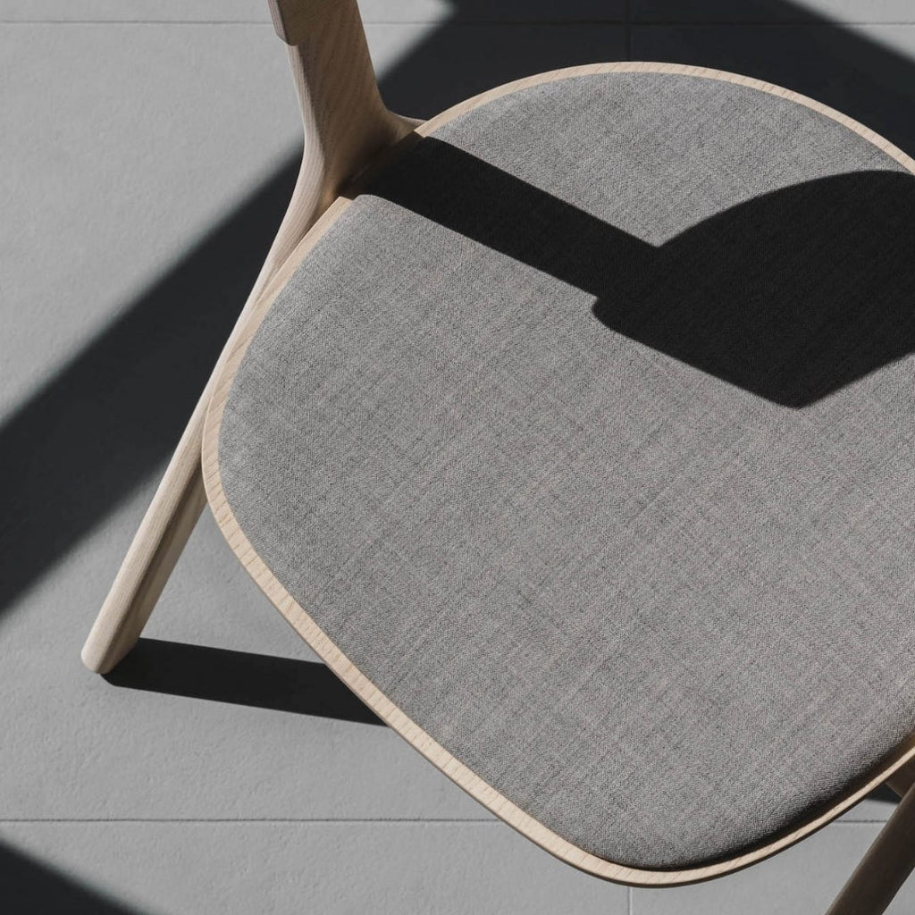 Minimalist Lightwood Curved Dining Chair